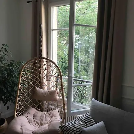 Beautifully Designed Homely Calm Parisian Duplex Apartmán *