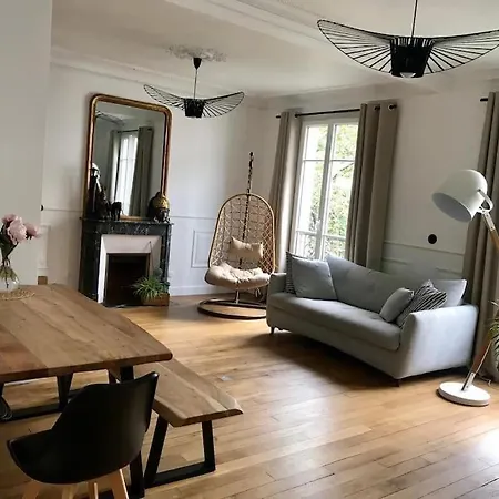 Beautifully Designed Homely Calm Parisian Duplex Apartmán *