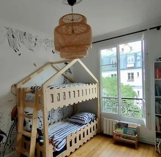 Beautifully Designed Homely Calm Parisian Duplex * París
